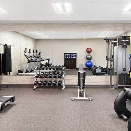 Courtyard By Marriott Wayne Fairfield Hotel Екстериор снимка