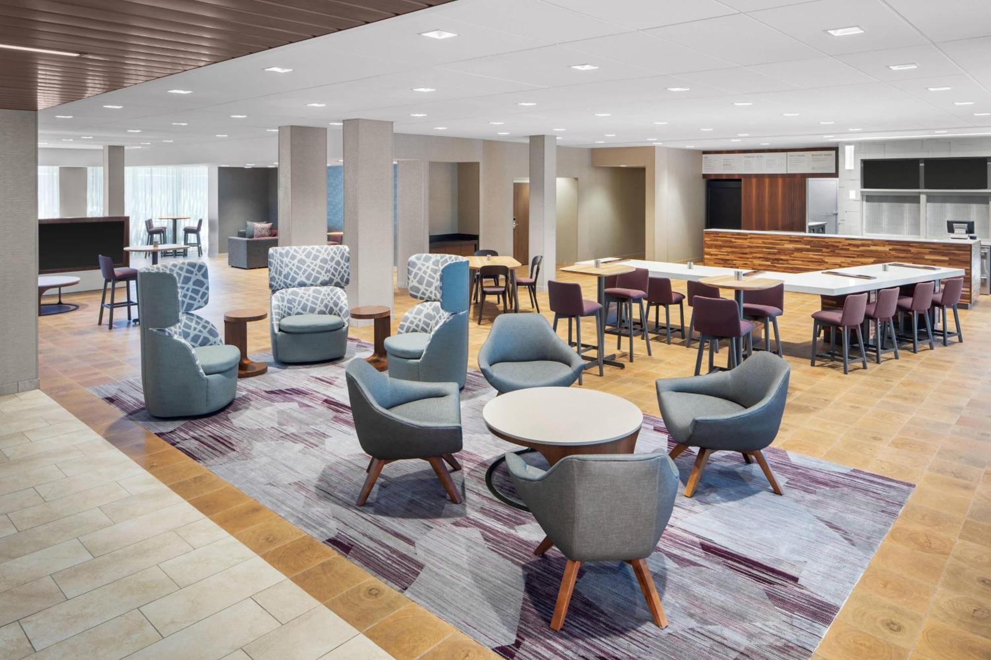 Courtyard By Marriott Wayne Fairfield Hotel Екстериор снимка