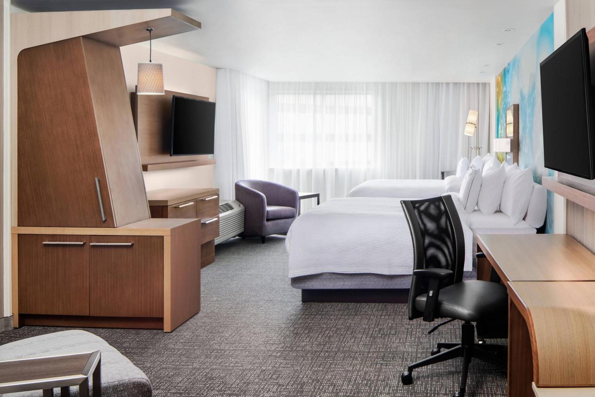 Courtyard By Marriott Wayne Fairfield Hotel Екстериор снимка